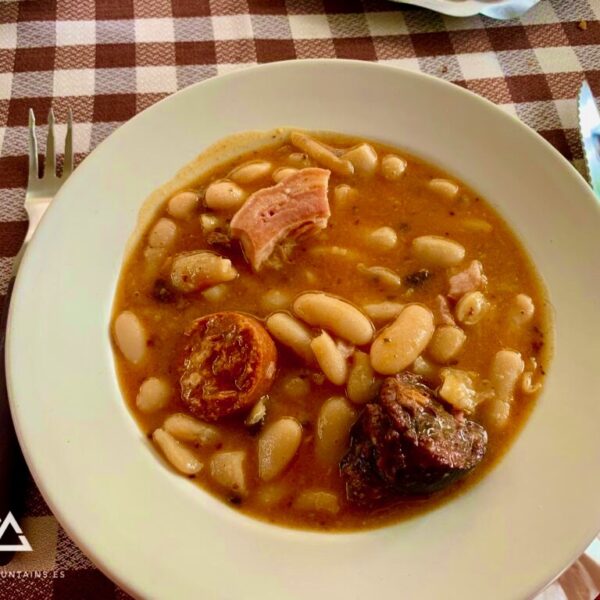 7.viaje-a-los-oscos-three-mountains-2026