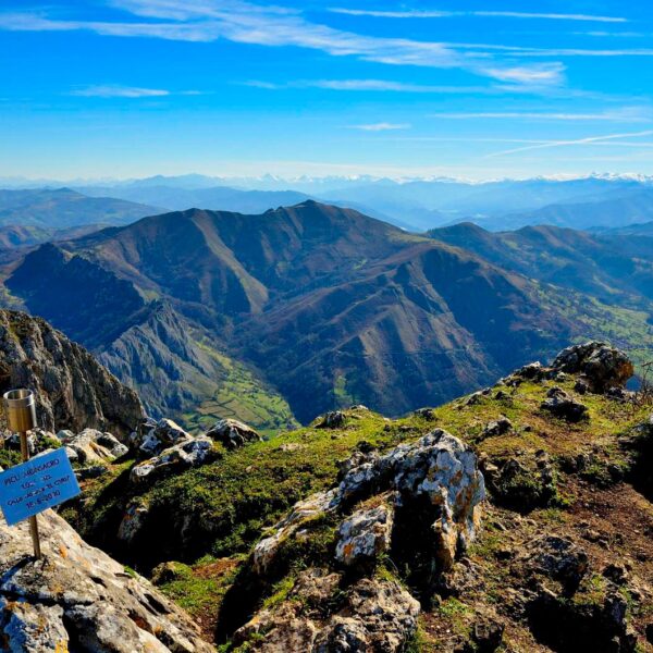 3.viaje-asturias-ubinas-cabo-penas-con-three-mountains
